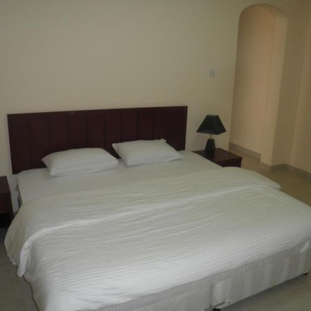 אל בוראיימי Hamasa Plaza Hotel מראה חיצוני תמונה